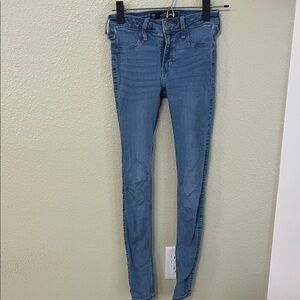 Hollister Light Blue Women's Mid-Rise Jean Legging